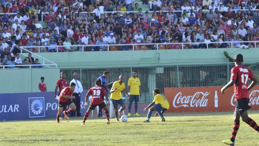 La Federación de Fútbol recibió casi RD$100 millones en 2015