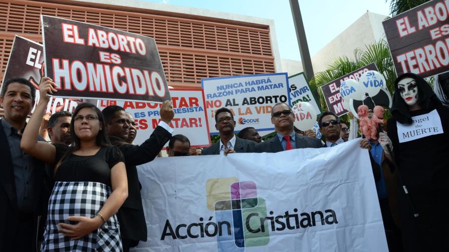 Anulación del nuevo Código Penal reactiva el debate sobre el aborto en la República Dominicana