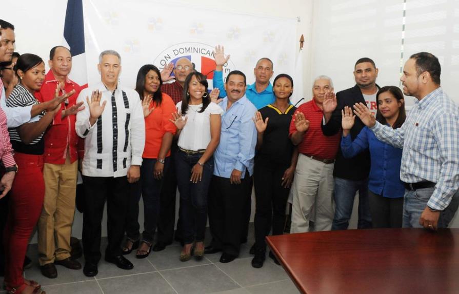 Reeligen a Junior Arias Noboa en la Federación de Esgrima