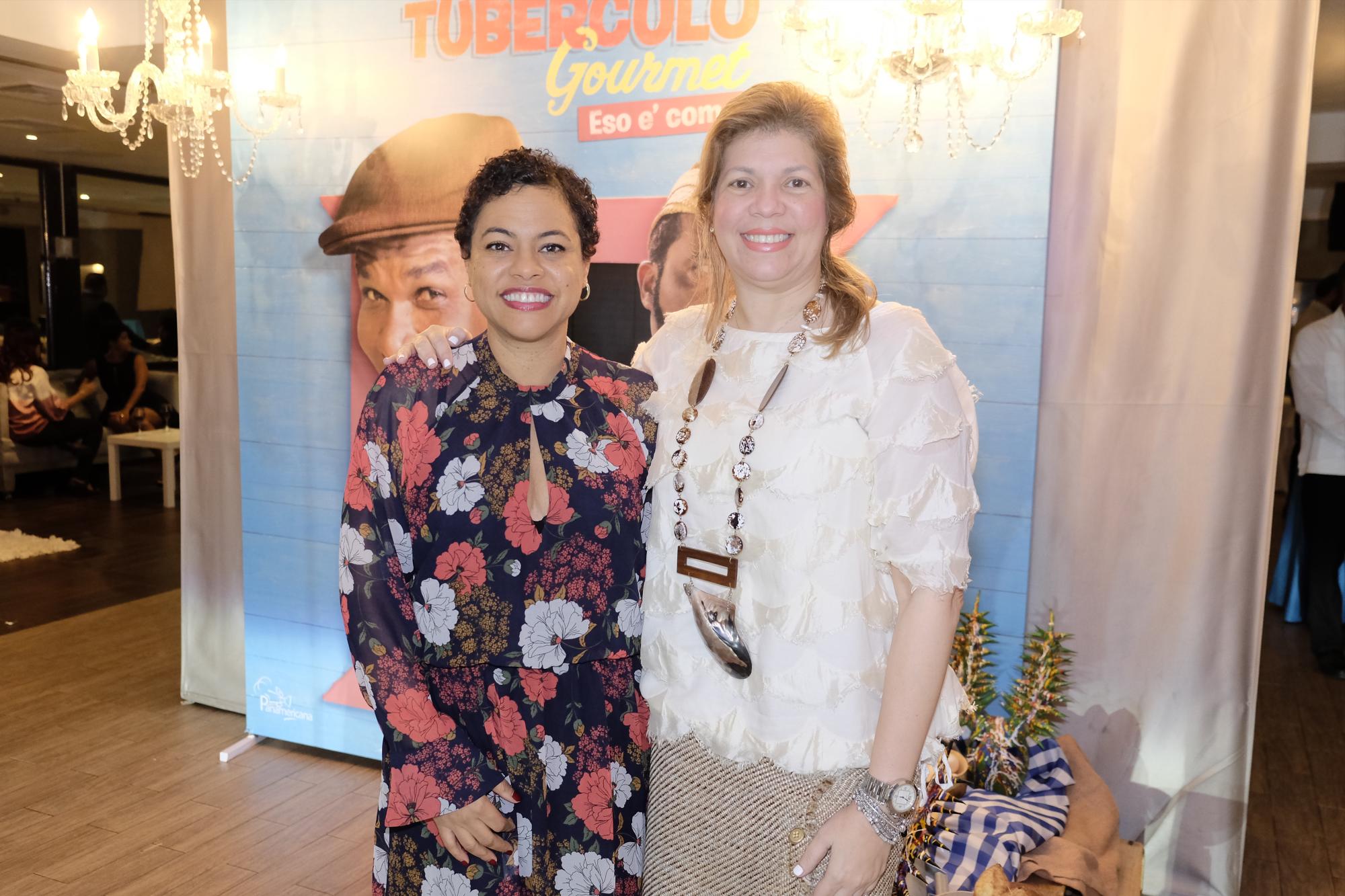 Desireé Reyes y Lucy Cosme.