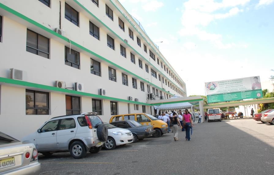Hospital Robert Reid Cabral logra contratos con 17 ARS 