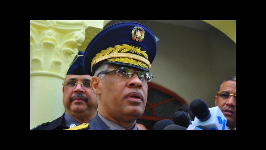 Director del Comando Regional Cibao de la Policía advierte que no permitirá linchamiento Director del Comando Regional Cibao de la Policía advierte que no permitirá linchamiento