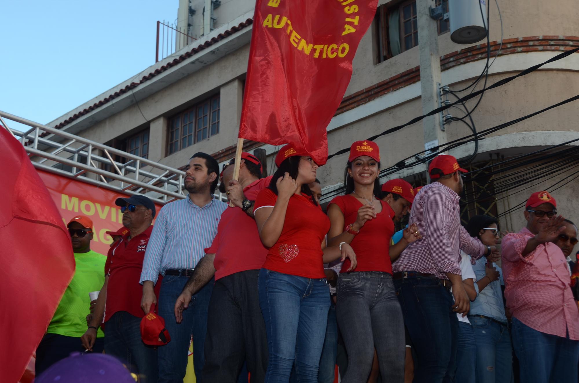 Marcha - caravana luego de la proclamación de las candidaturas de Roberto Salcedo, Juan De Los Santos, Cristina Lizardo y Reinaldo Pared Pérez.