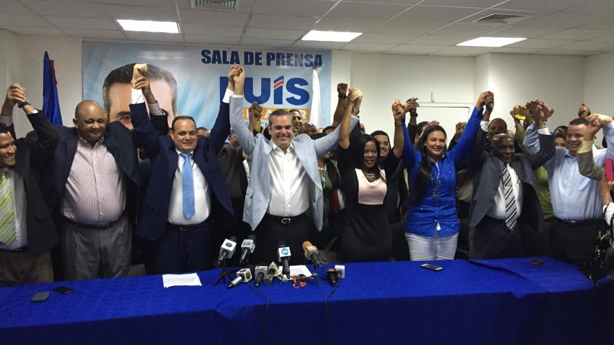 Abinader atribuye victoria del PRM en gremios de abogados y médicos a fortaleza de su candidatura Abinader atribuye victoria del PRM en gremios de abogados y médicos a fortaleza de su candidatura