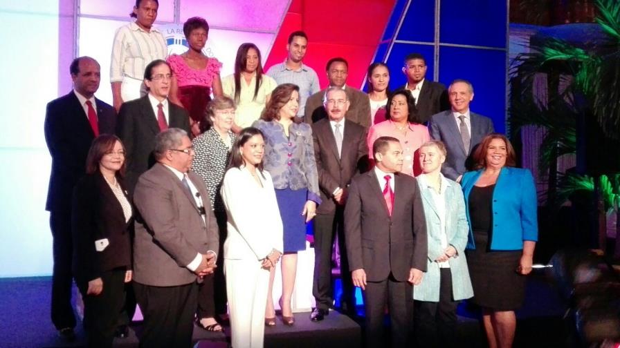 Danilo Medina encabeza lanzamiento de proyecto “Progresando Unidos”