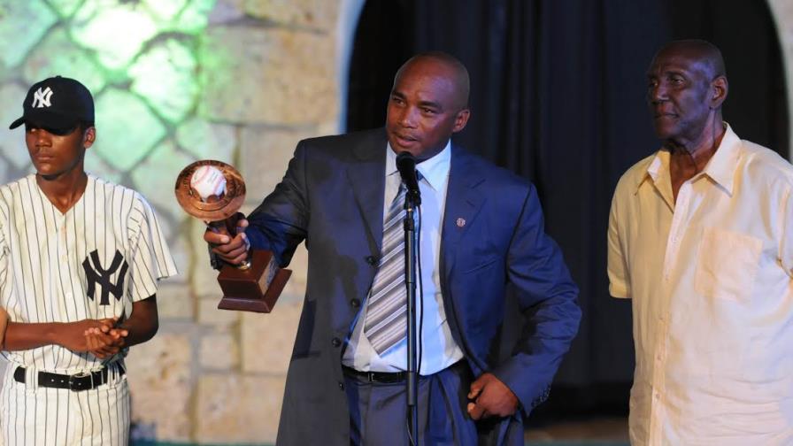 Hernández piensa que en Cuba se juega un béisbol obsoleto Hernández piensa que en Cuba se juega un béisbol obsoleto