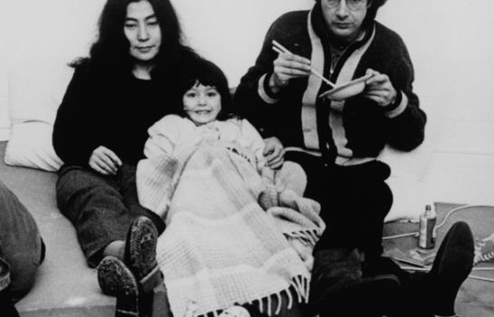 Nueva York recuerda a John Lennon en el 35 aniversario de su asesinato 