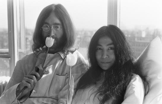 Nueva York recuerda a John Lennon en el 35 aniversario de su asesinato 
