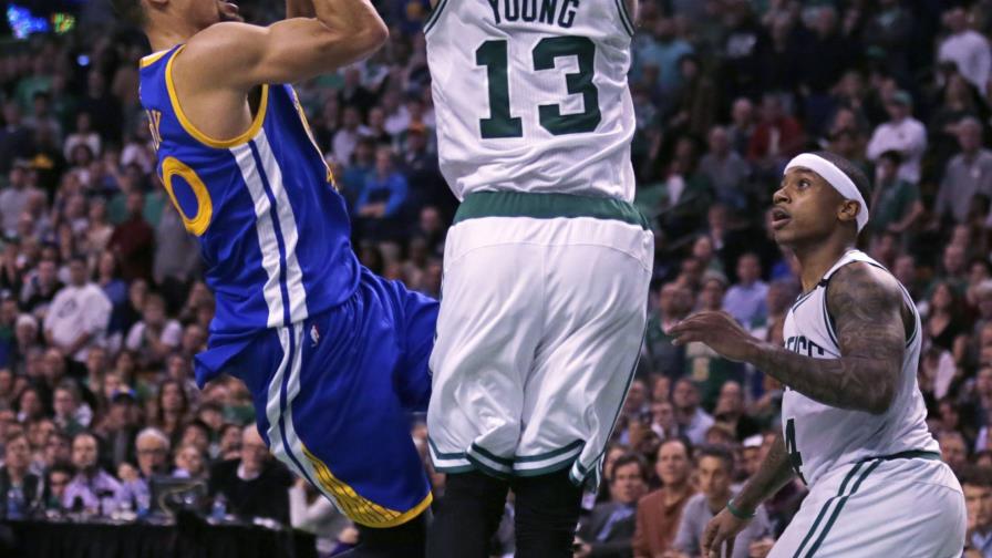 Una victoria sufrida, pero Golden State mantiene racha viva