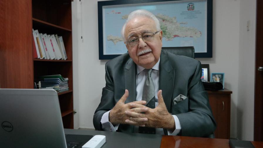 Las modificaciones a las normativas del sector eléctrico partirán del Pacto Las modificaciones a las normativas del sector eléctrico partirán del Pacto