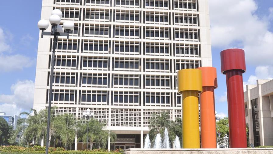 Gobernador Banco Central dice agentes económicos en República Dominicana ya esperan alza tasas de interés en EE.UU.