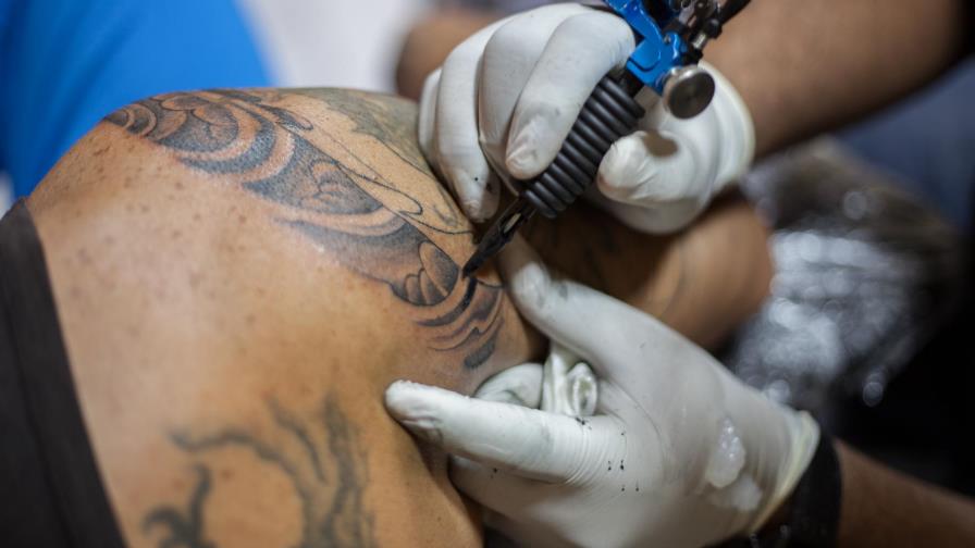 El tatuaje ya no avergüenza El tatuaje ya no avergüenza