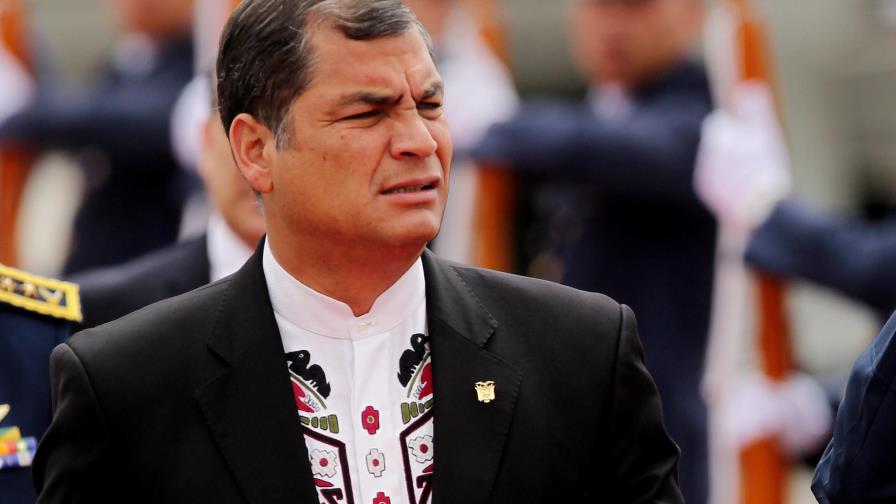 Ecuador paga 650 millones de dólares de deuda, por primera vez en 193 años 