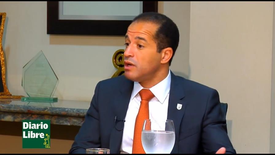 El féretro con el cadáver de Juan de los Santos va hoy al Congreso, PLD y FEDOMU El féretro con el cadáver de Juan de los Santos va hoy al Congreso, PLD y FEDOMU