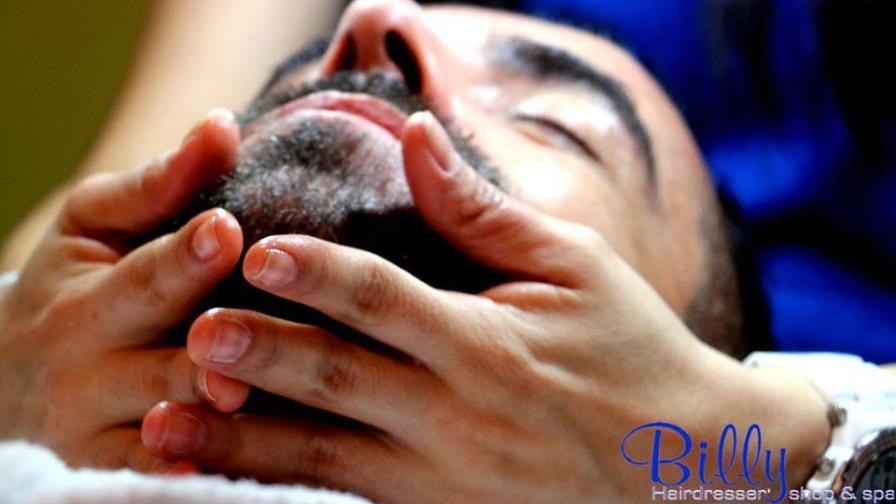 Billy Hairdresser shop y SPA, la peluquería de los famosos cumple 13 años 