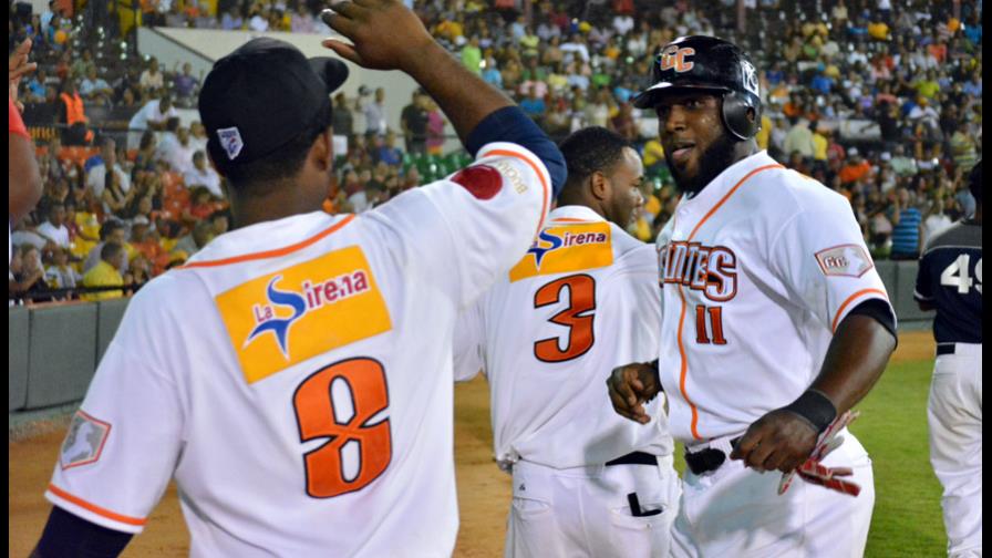 Gigantes vencen a los Tigres; tienen oportunidad de avanzar a la semifinal