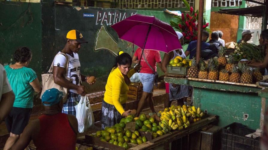 Cuba recobra el impulso económico y prevé crecer 4% en 2015 a pesar el embargo