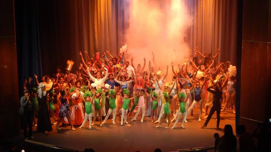 Un espectáculo musical diferente trajo a Las Princesas de Disney