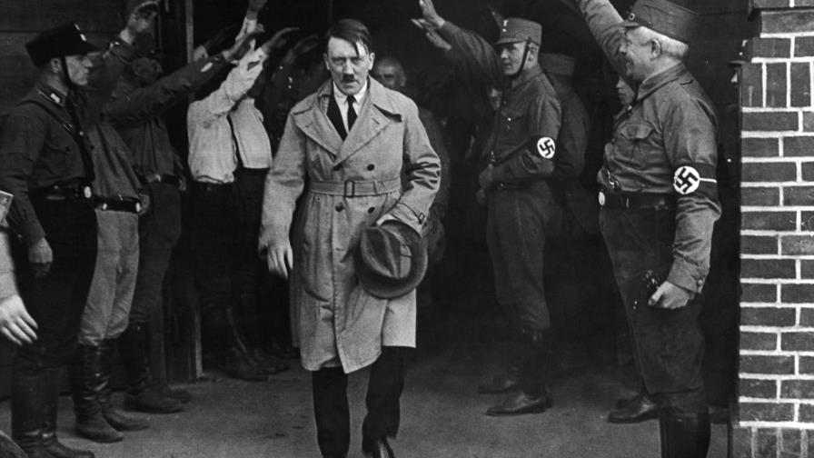 Adolf Hitler disfrutó de cerveza y buen trato en prisión Adolf Hitler disfrutó de cerveza y buen trato en prisión