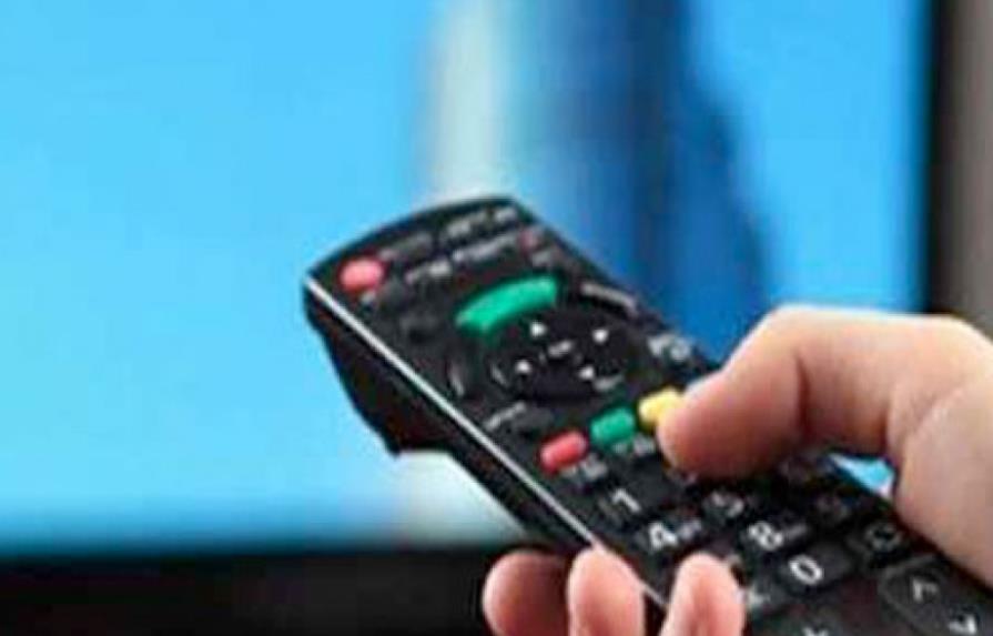 República Dominicana pospone para el 2021 la entrada de la televisión digital
RD pospone para el 2012 la entrada a la era digital