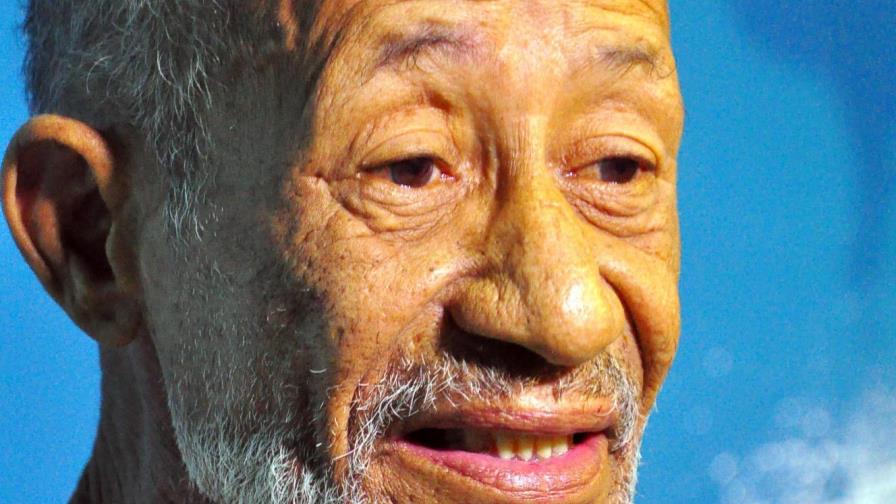 Familia desmiente rumor de la muerte de El general Larguito; sigue hospitalizado Familia desmiente rumor de la muerte de El general Larguito; sigue hospitalizado