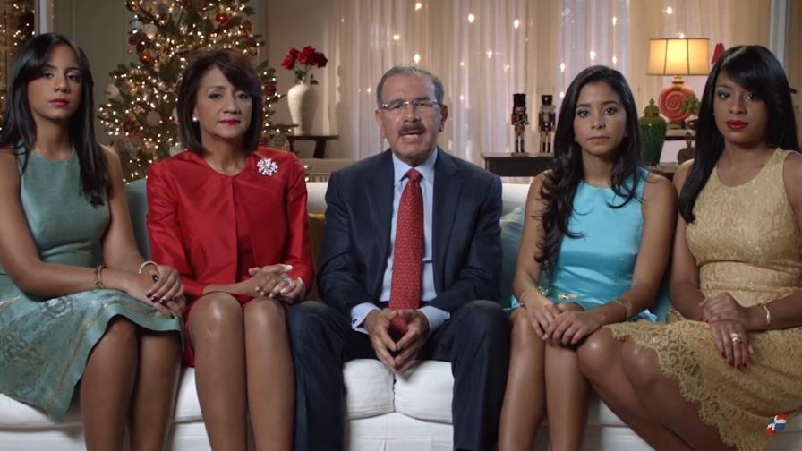 Presidente Medina llama a seguir luchando por la esperanza de tener familias más felices y un país más justo Presidente Medina llama a seguir luchando por la esperanza de tener familias más felices y un país más justo