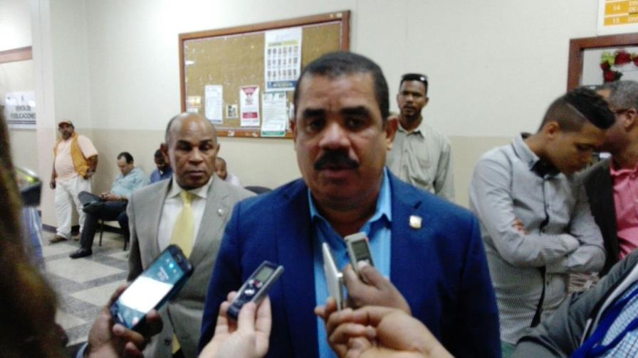 Legisladores se ofrecen como garantes para libertad de Arsenio Quevedo