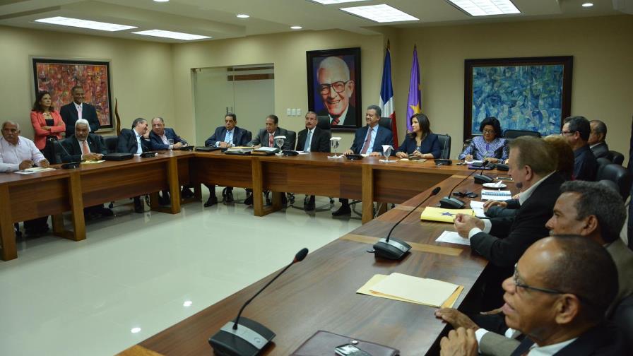 Peligra el PLD en Santo Domingo Norte y La Vega por división