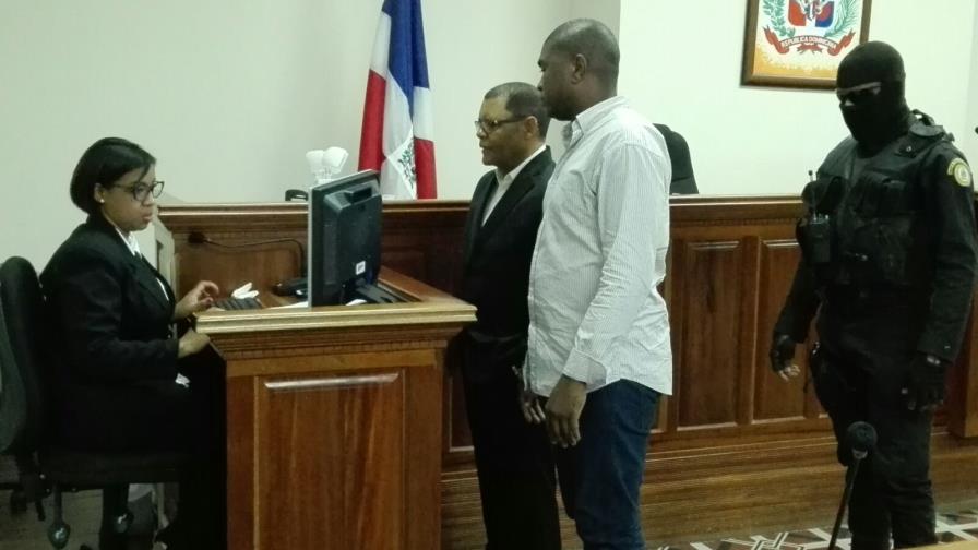 Jueces ratifican prisión para Arsenio Quevedo