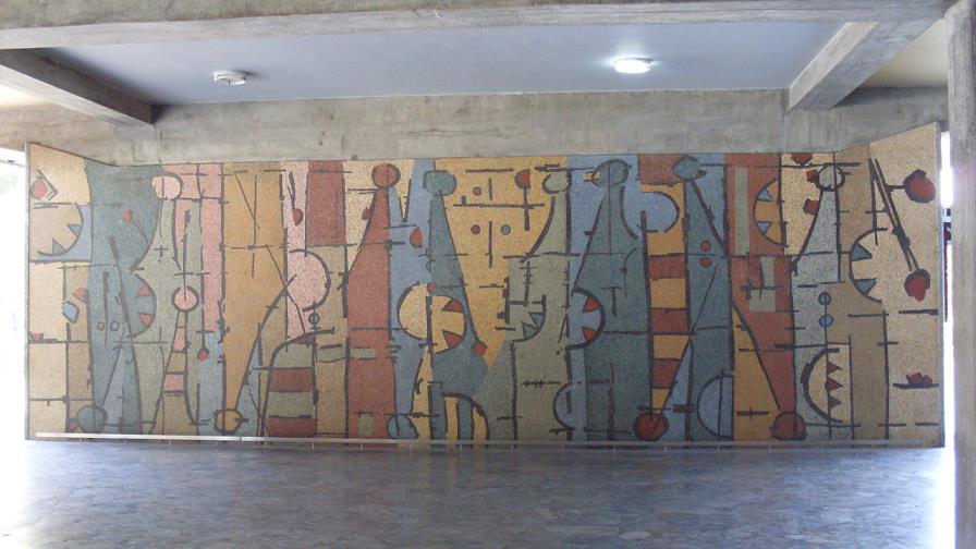 La Universidad Central de Venezuela lucha con corazones y billeteras para conservar el arte