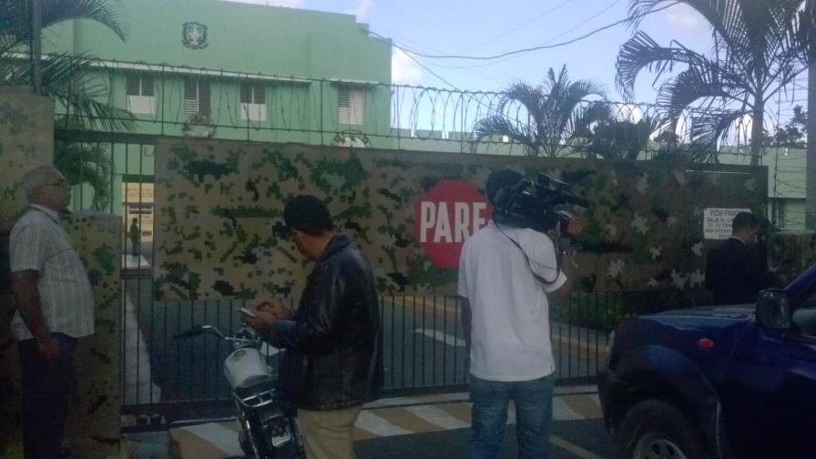 Reclusos tomaron rehenes en un motín en cárcel de La Vega; al menos diez heridos