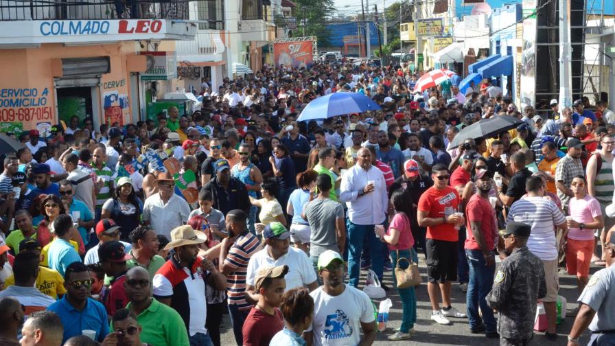 El “Rally del Borracho”, una tradición que hace honor al espíritu festivo dominicano El “Rally del Borracho”, una tradición que hace honor al espíritu festivo dominicano