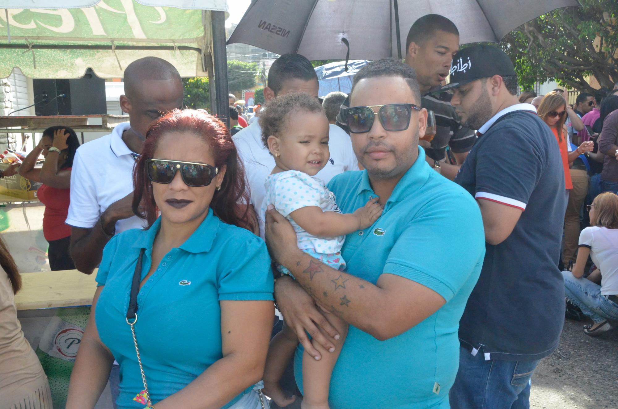 Un familia disfruta de la actividad