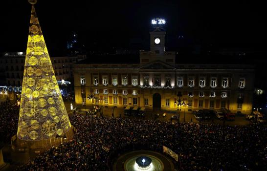 El mundo despide el año y da la bienvenida al 2016 