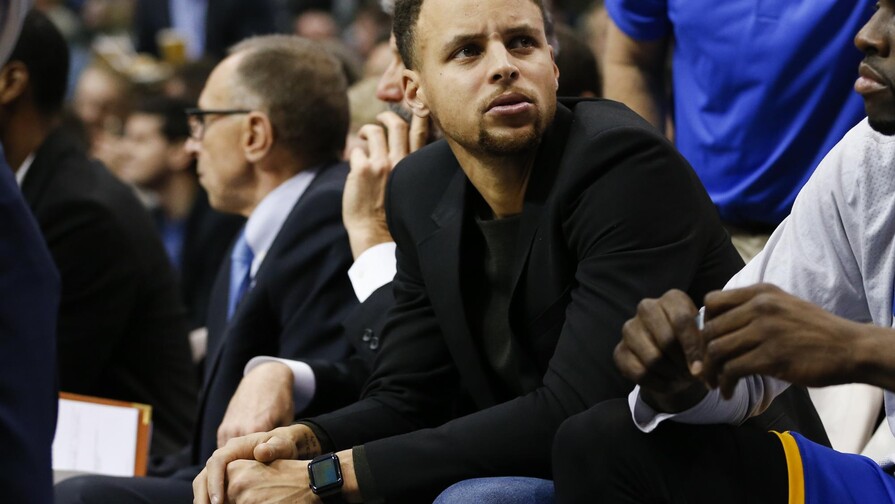 Stephen Curry está en duda para jugar por tercer partido corrido