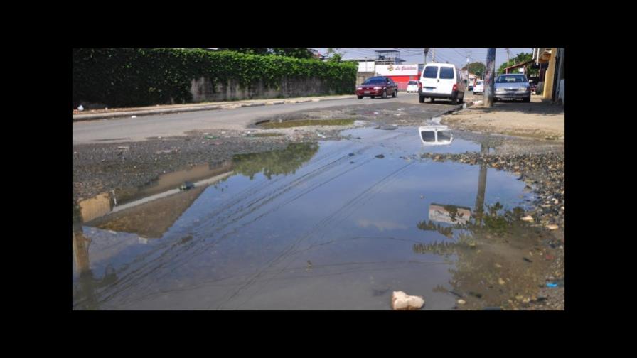 Calles y avenidas de Santiago están deterioradas Calles y avenidas de Santiago están deterioradas