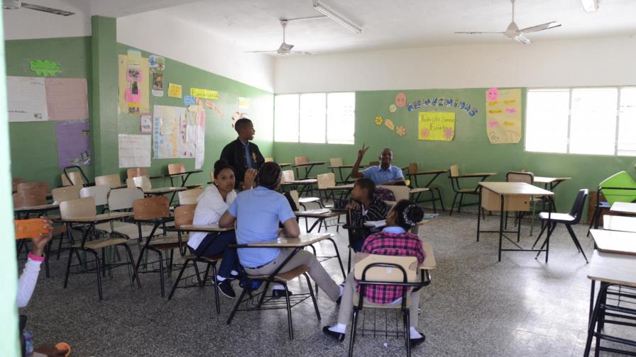 Baja asistencia a clases hoy tras festividades navideñas