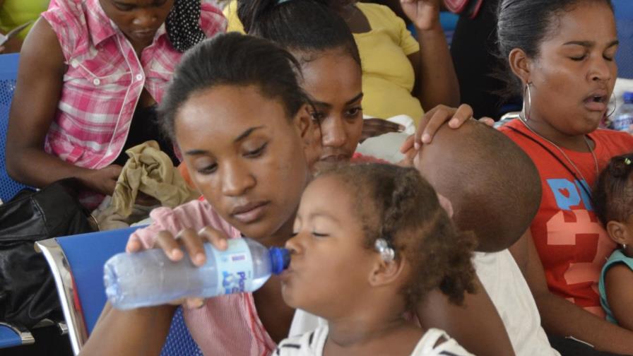 La sobrepoblación afecta los servicios en el hospital Robert Reid Cabral