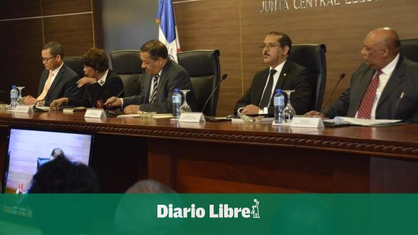 La Contraloría no eroga los fondos que la JCE debe entregar a los ...