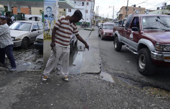 En la carretera Mendoza de Villa Faro esperan solución para varios hoyos