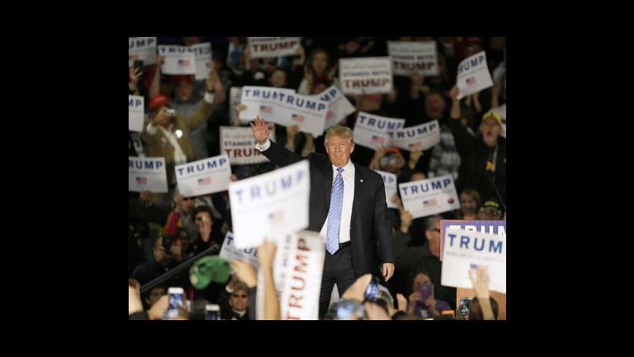 Donald Trump desentierra a Monica Lewinsky para atacar a Hillary Clinton Donald Trump desentierra a Monica Lewinsky para atacar a Hillary Clinton