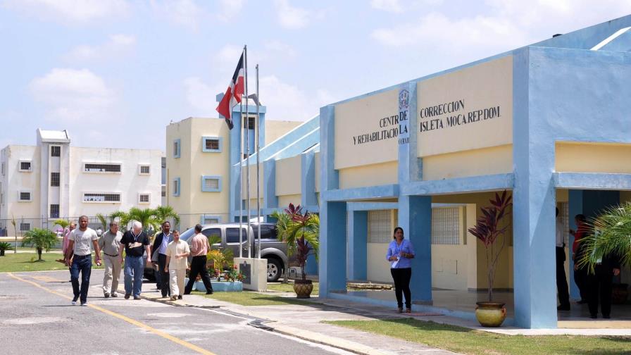 300 reos y agentes penitenciarios afectados con diarrea en cárcel de Moca