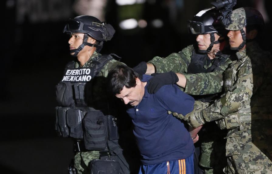 Trasladan a “El Chapo” Guzmán de regreso al penal del que se fugó 