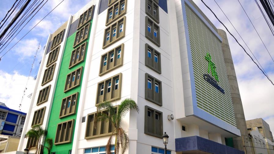 En estado delicado pareja que resultó quemada durante explosión de tanque de gas