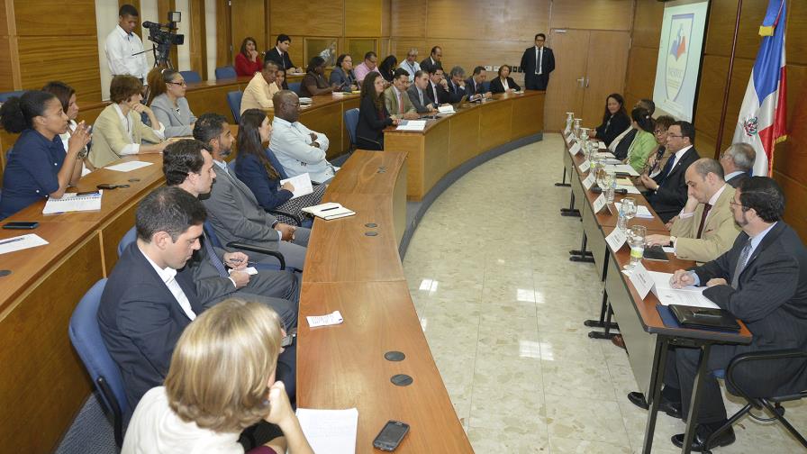 Cancillería coordina segunda reunión de la JCE con la sociedad civil y organismos internacionales