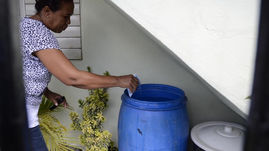 Ciudadanos toman medidas ante amenaza del virus Zika Ciudadanos toman medidas ante amenaza del virus Zika