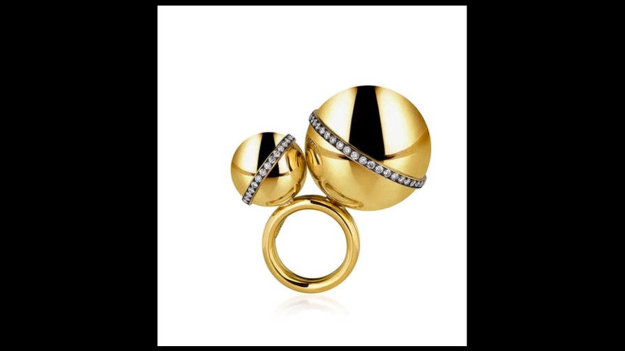 En órbita En órbita