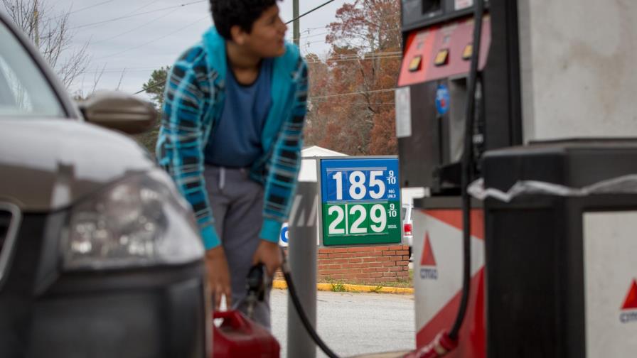 ¿Qué tan bajo caerá el precio del petróleo? 