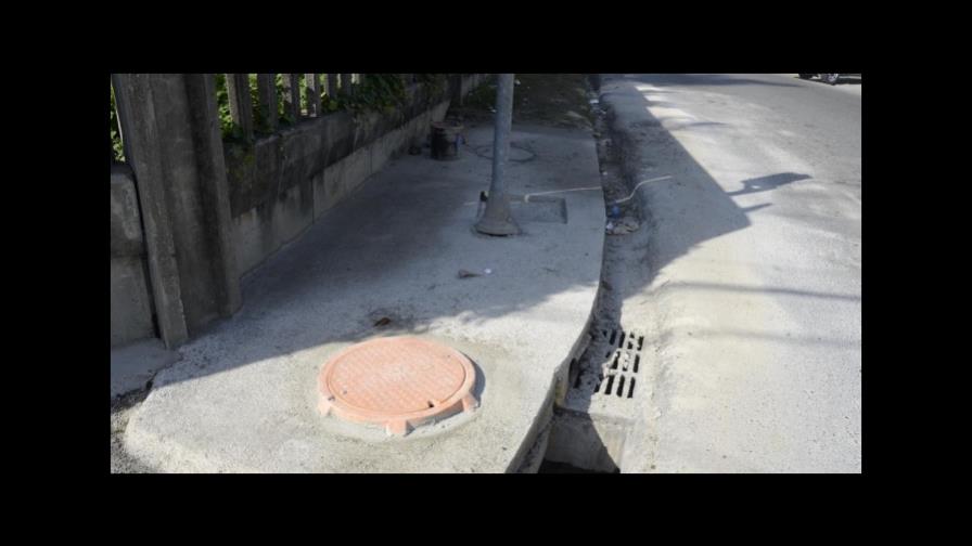 Sustituyen tapas de metal para filtrantes que robaron delincuentes por fibras de vidrio