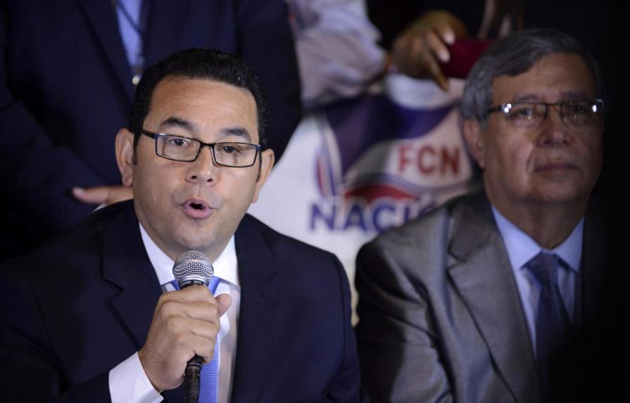 Incertidumbre ante traspaso presidencial en Guatemala 